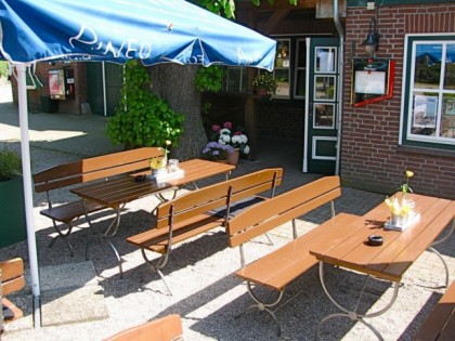 照片: Zur Linde